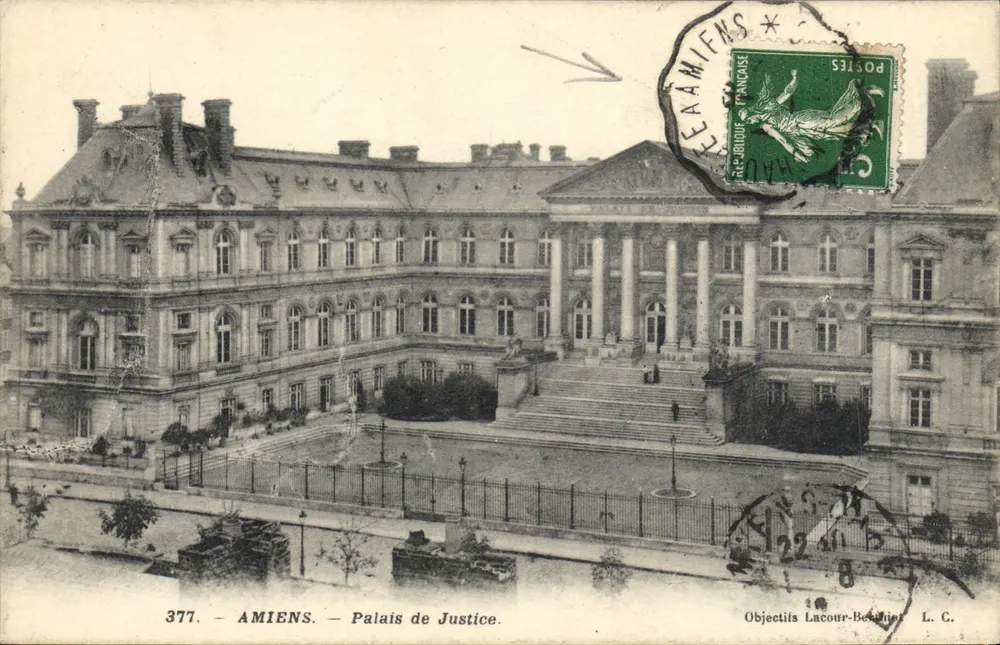 Amiens — Palácio de Justiça — Objectifs Lacour-Berthier L.C. n°377 - Frente