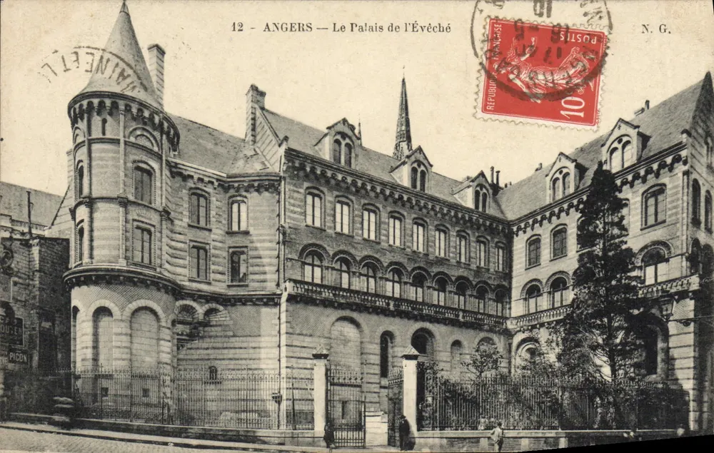 Angers — O Palácio do Bispo — N.G. - Frente