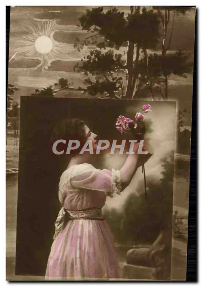 Frau in einem rosa Kleid mit Rosen — ländliche Szene — Verlag nicht sichtbar - Vorderseite