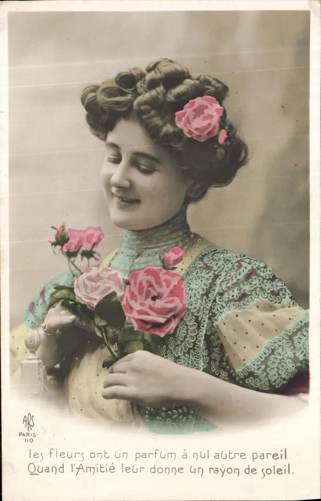 Frau mit Rosen — Gedicht über Freundschaft — ARS Paris 110 - Vorderseite