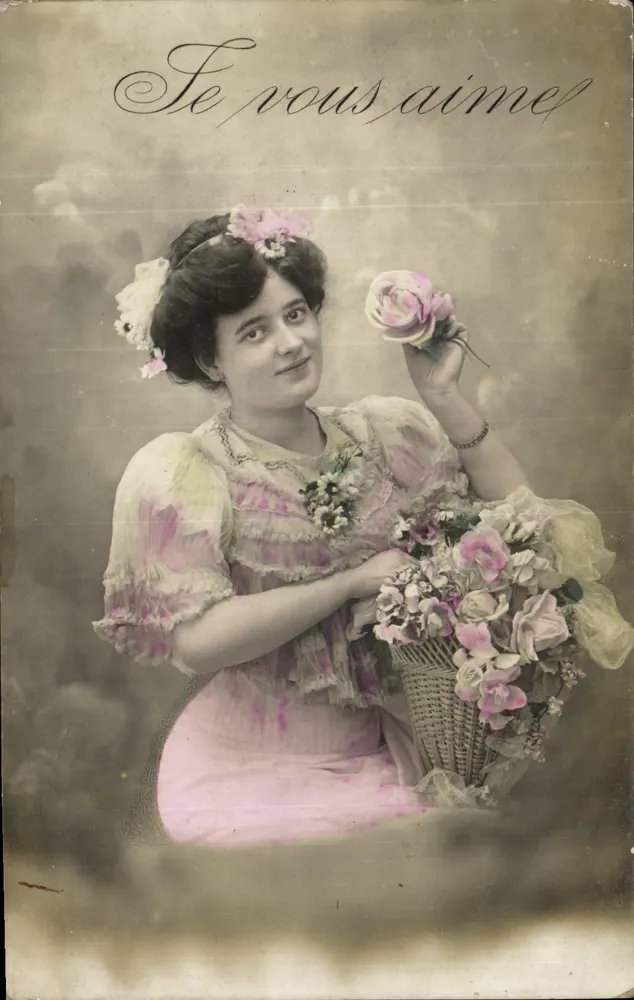 Ich liebe dich — junge Frau in einem rosa Kleid mit einem Blumenkorb — unbekannter Verlag - Vorderseite