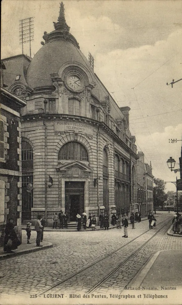 Hotel das Postas, Telégrafos e Telefones — Lorient — Arlaud-Nozais, Nantes - Frente