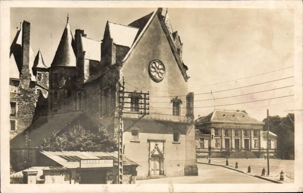 Bauge (Maine-et-Loire) — Schloss und Gerichtshaus — D. Cigogne - Vorderseite