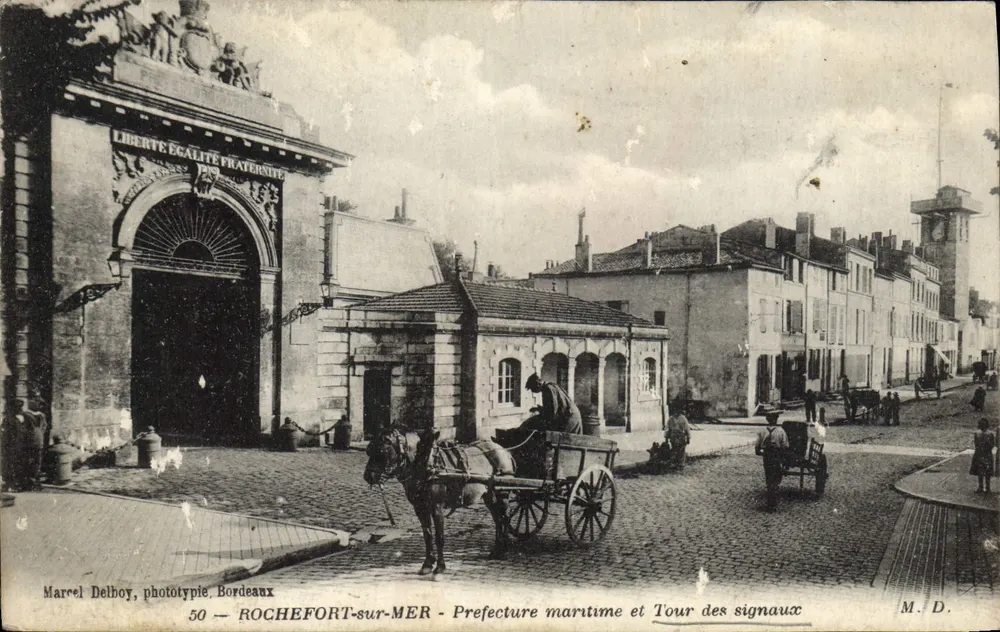 Rochefort-sur-Mer — Maritime Präfektur und Signal-Turm — Marcel Delboy, Phototypie, Bordeaux, n°50 - Vorderseite