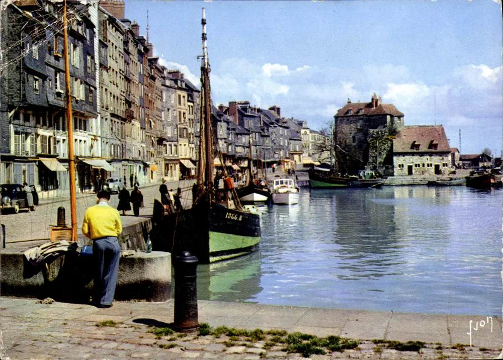 Honfleur — Bassin de l'Ouest et quai Sainte-Catherine — Éditions d'Art 'YVON' - Recto