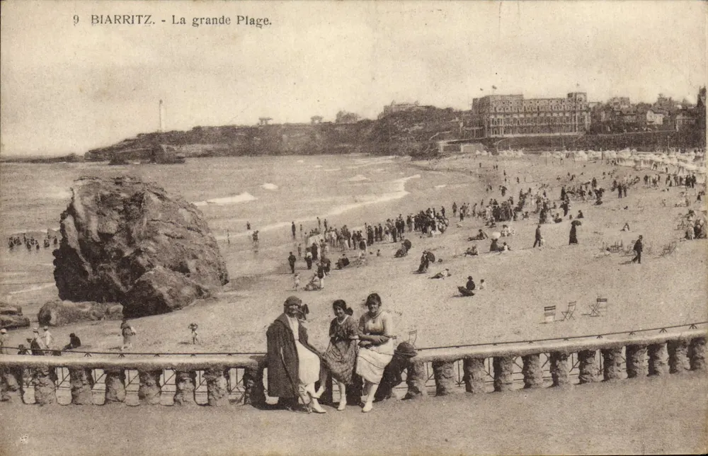 Biarritz - A Grande Praia — editor anônimo, n° 9 - Frente