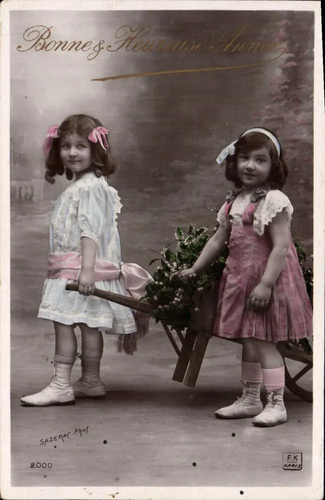 Duas jovens — com carrinho de flores — Sazerac Phot, Paris, n°2000 - Frente
