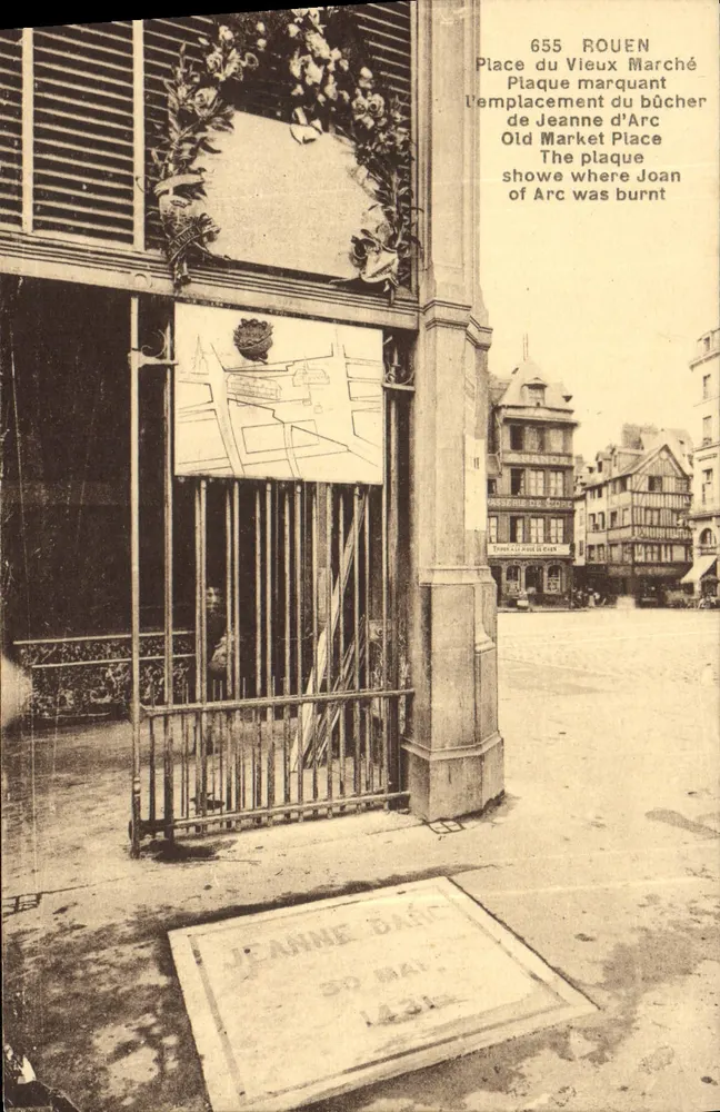 Rouen — Place du Vieux Marché, Platte markiert den Ort des Verbrennens von Jeanne d'Arc — unbekannter Verleger, Seriennummer 655 - Vorderseite