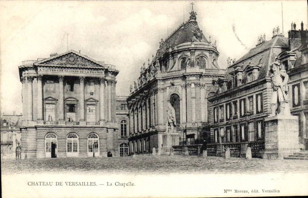 Castelo de Versailles — A Capela — Mme Moreau, editora Versailles - Frente