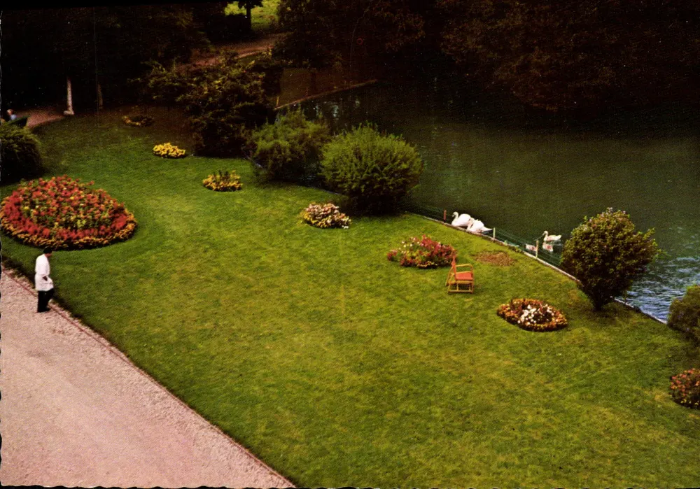 Valenton (94, Val-de-Marne) — Castelo das Charmilles, A peça d'água — Edições 'France Vues' - Frente