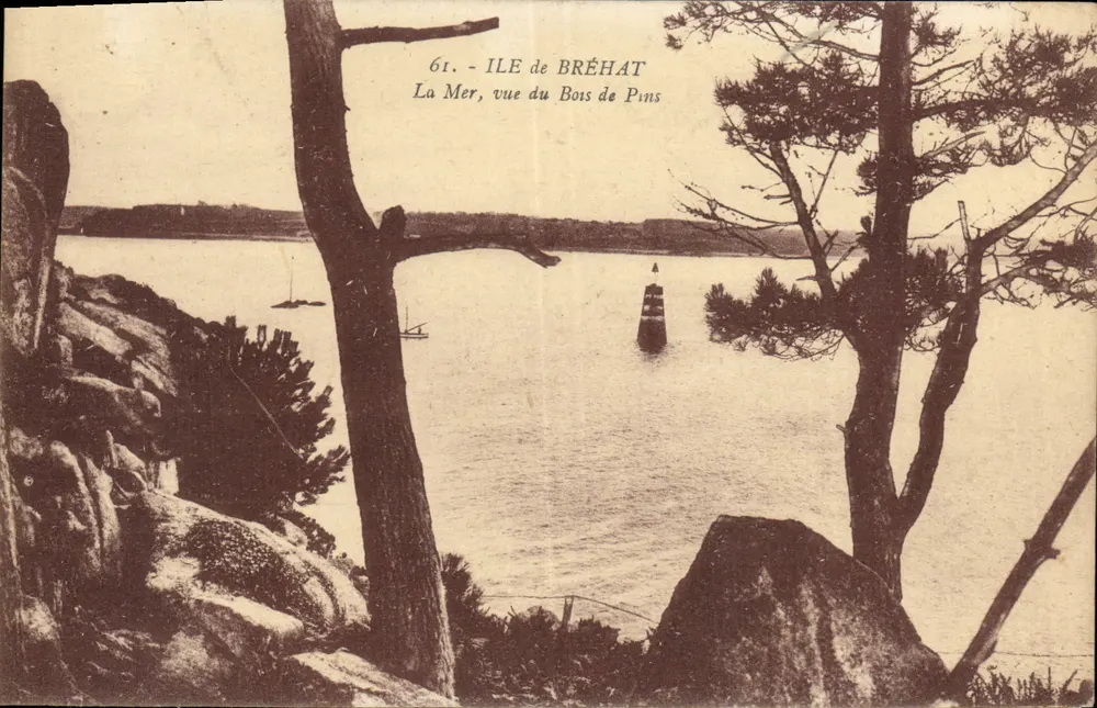 Insel Bréhat — Blick auf das Meer von den Bons de Pins — Verlag J. Norits, 18, Avenue de Corse, Nantes - Vorderseite