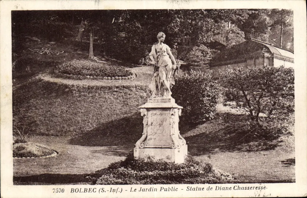Bolbec (S.-Inf.) - Der Öffentliche Garten - Statue der Diane Chasseresse - Vorderseite