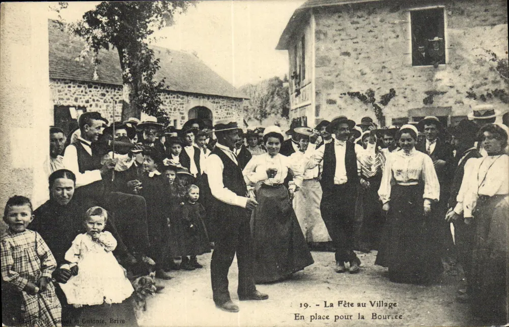 Fest im Dorf — La Bourrice — Verlag: Photo-ville, Gassé et Cantonie, Brière - Vorderseite
