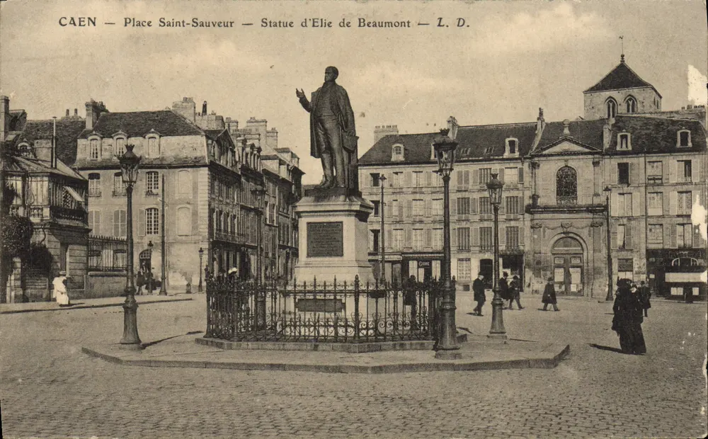 CAEN — Place Saint-Sauveur — Statue von Élie de Beaumont — L. D. - Vorderseite