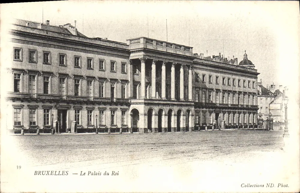 Bruxelas — O Palácio do Rei — Coleções ND. Fot. n°39 - Frente