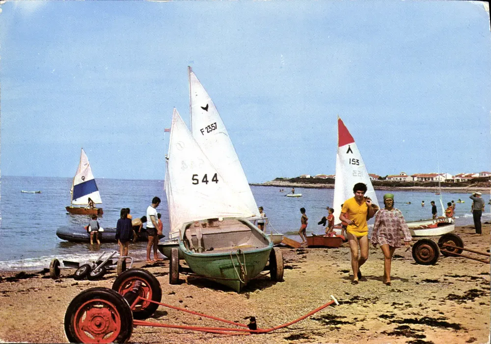 Strand von Bretignolles-sur-Mer — Segelschule Marais Girard — Verlag Châret — Nr. 4746 - Vorderseite