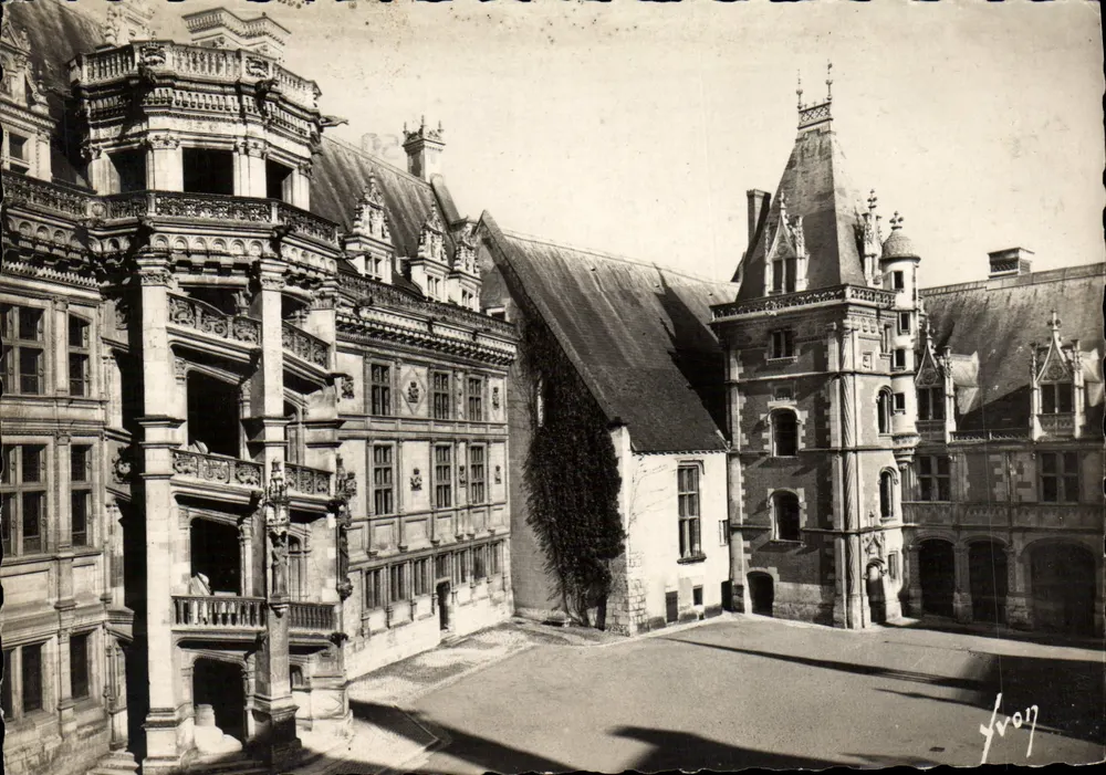 Schloss Blois — Flügel von François I. und Ludwig XII. — Éditions d'Art 'VON' Paris - Vorderseite