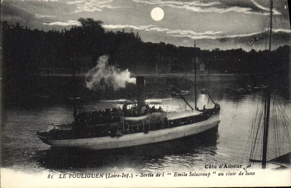 LE POULIGUEN (Loire-Inf.) — Abfahrt des "Emile Solacroup" bei Mondlicht — Côte d'Amour - Vorderseite