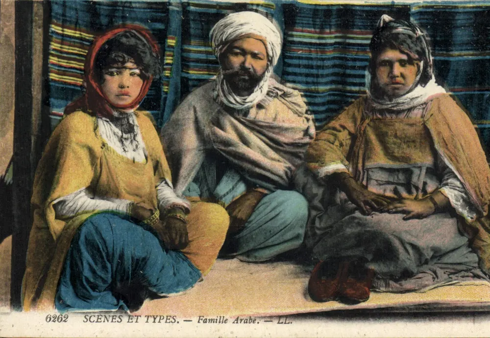 Família Árabe — CENÁRIOS E TIPOS — LL. — n° 6262 - Frente