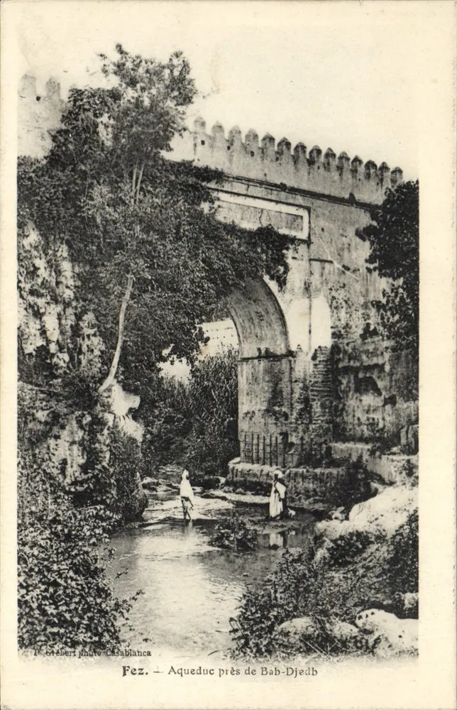 Fès — Aqueduto perto de Bab-Djedh — P. Gréberi foto Casablanca - Frente