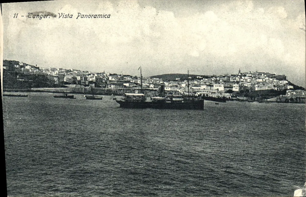 Tanger — Vue panoramique du port — Éditeur : Tarjeta Postal Universal Marruecos, n° 11 - Frente