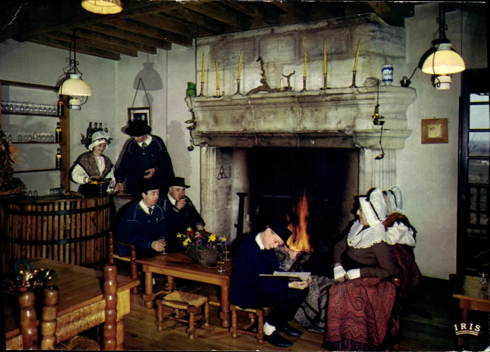 Périgord-Innenraum, die Abendstunde — Volksbräuche des Périgord — Moderne Editionen « Théojac » - Vorderseite