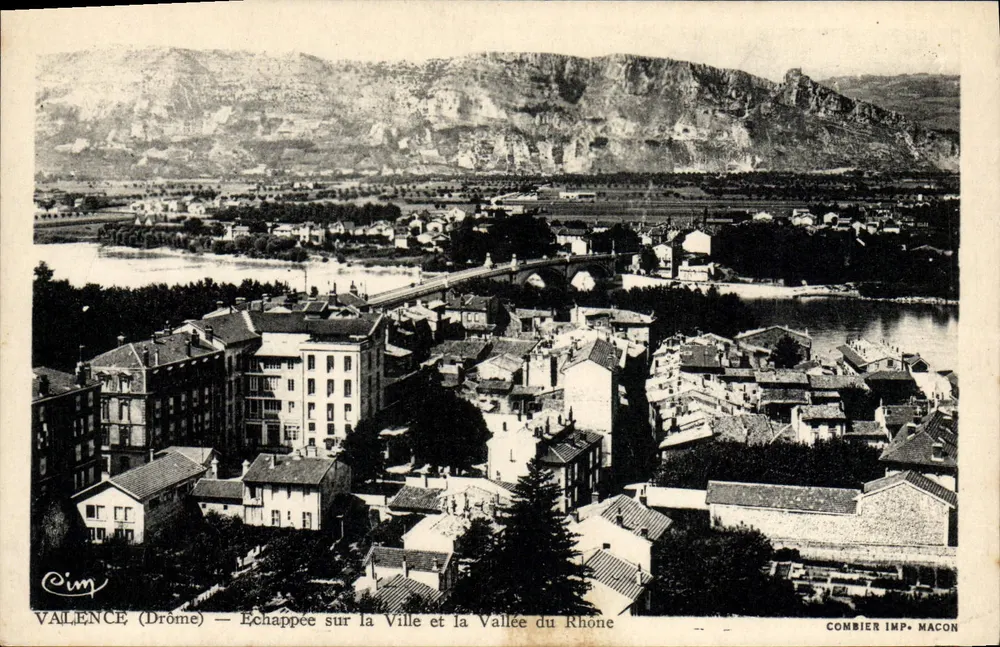 Valence (Drôme) — Ansicht der Stadt und des Rhône-Tals — Combier Imp. Macon - Vorderseite