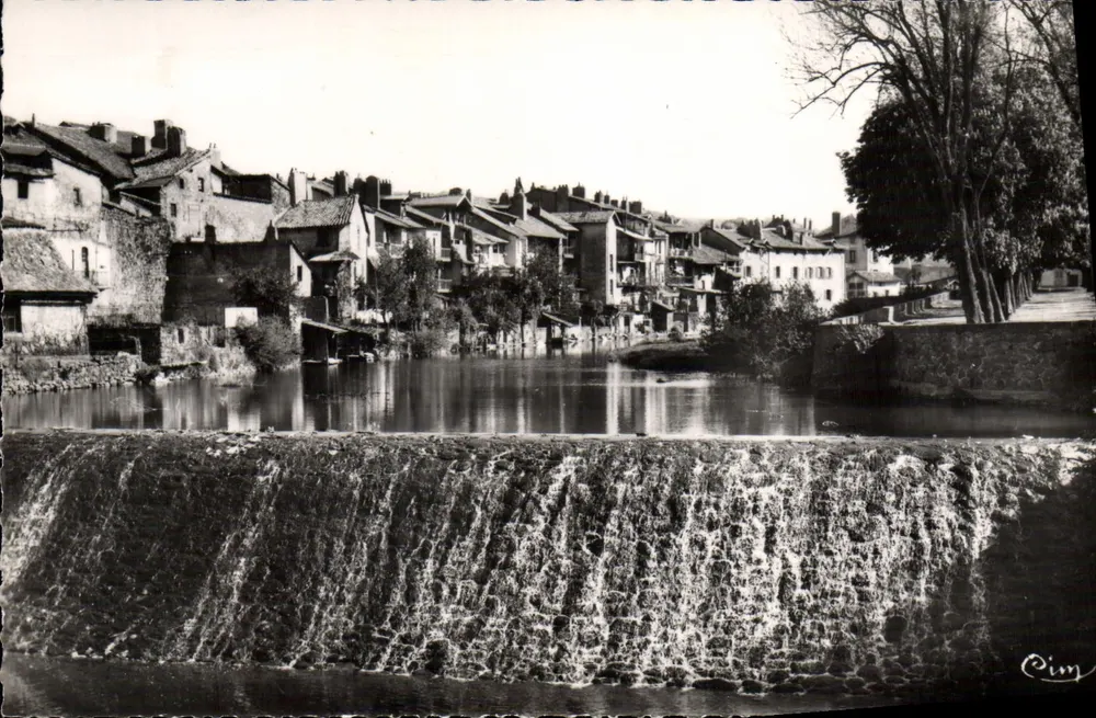 Aurillac (Cantal) — La Jordanne et les Vieux Quartiers — CIM - Recto