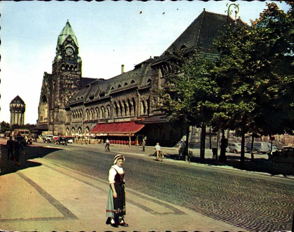 Estación de Metz — Joven Lorena (Mosela) — Ediciones « La Lorena Pittoresca » - Anverso