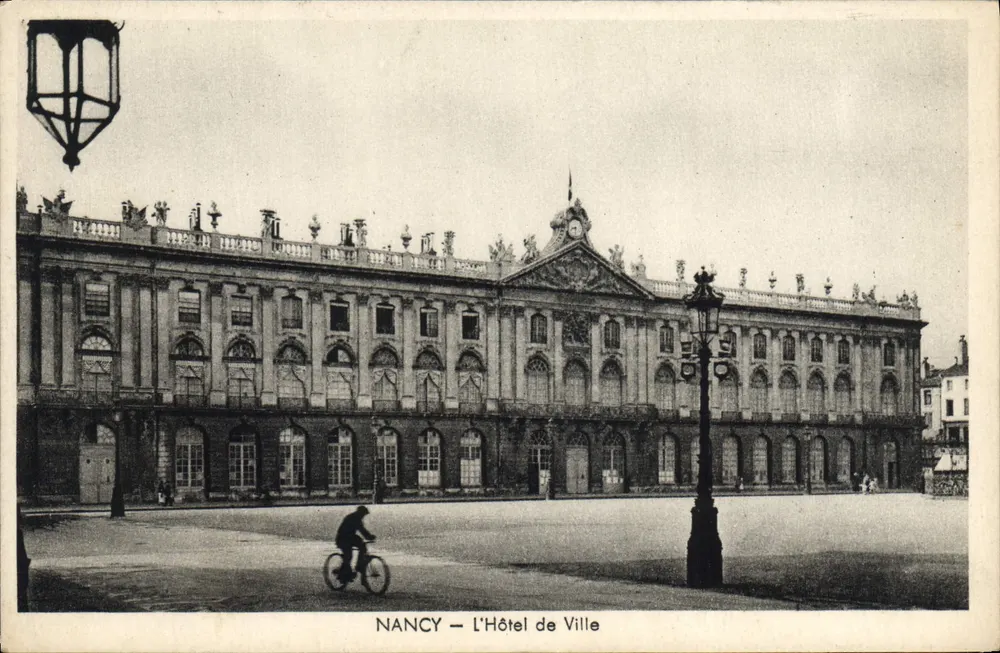 NANCY — O Hotel de Ville - Frente