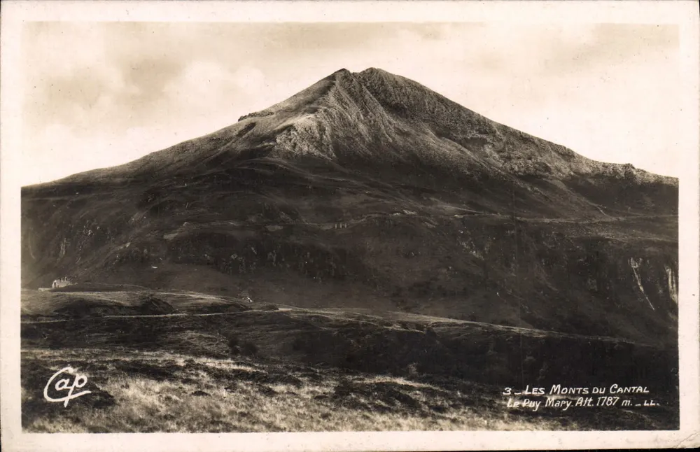 Le Puy Mary — Die Monts du Cantal — Verlag Cap - Vorderseite