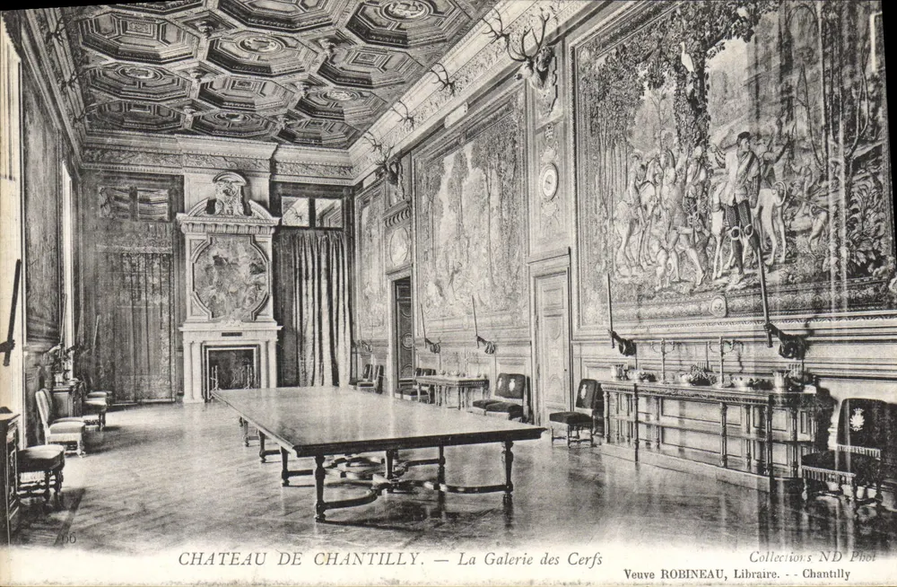 Schloss Chantilly — Die Galerie der Hirsche — Veuve Robineau, Buchhändler, Chantilly - Vorderseite