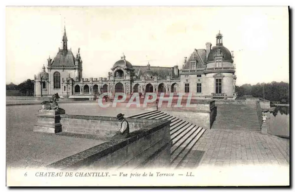 Schloss Chantilly — Blick von der Terrasse — LL. - Vorderseite