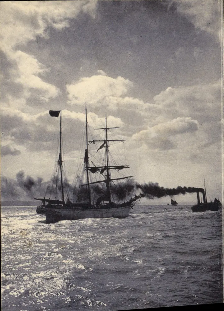 Navio a vela e a vapor no mar — editor não visível - Frente