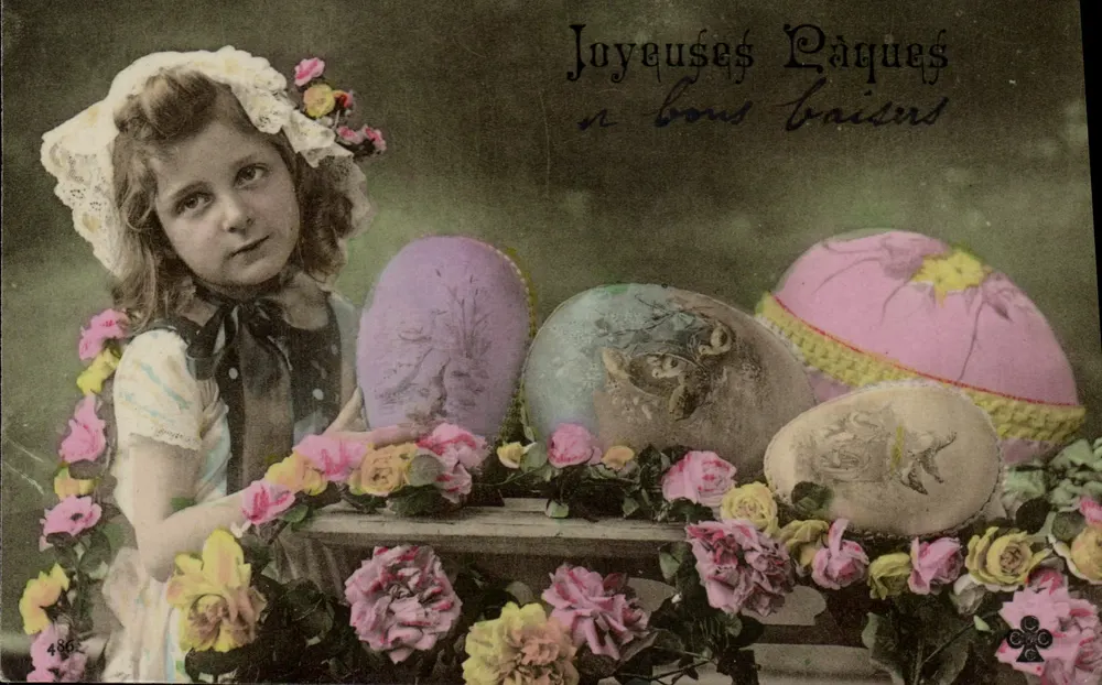 Mädchen mit dekorierten Ostereiern — Frohe Ostern und süße Küsse — unbekannter Verlag, Nr. 486 - Vorderseite