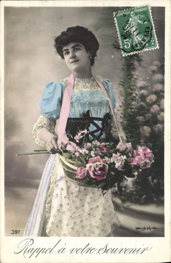 Junge Frau mit einem Rosenkorb — J.K. — Nr. 397 - Vorderseite