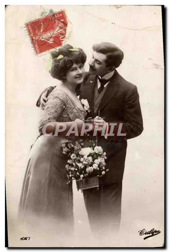 Couple en tenue de soirée — scène de tendresse — Éditeur Éruditire, n° 1087 - Vorderseite
