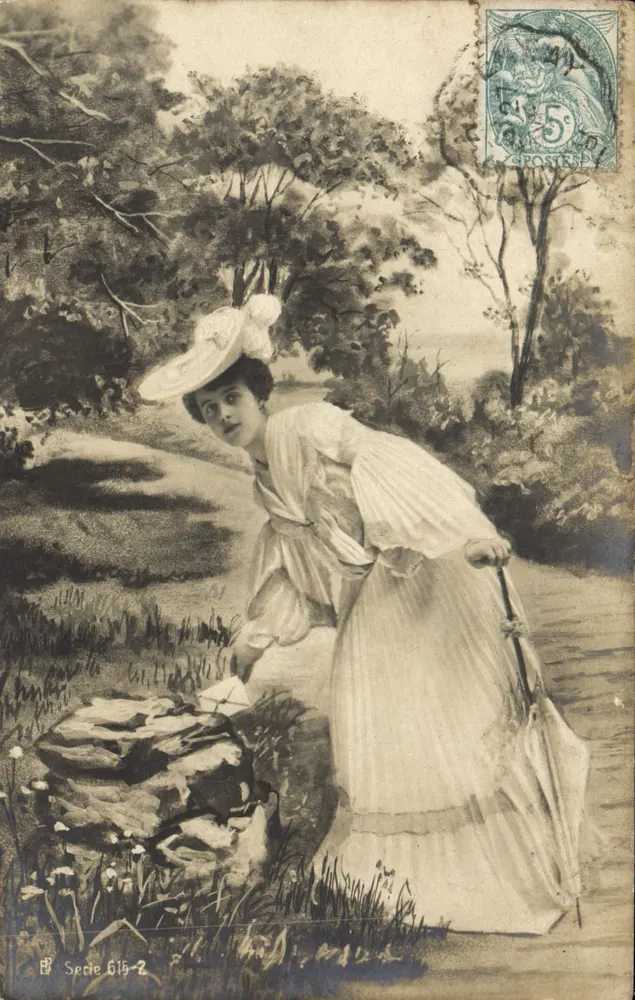 Frau in weißem Kleid und Hut — Garten-Szene — Serie 615-2, Verlag G. GROTEST - Vorderseite