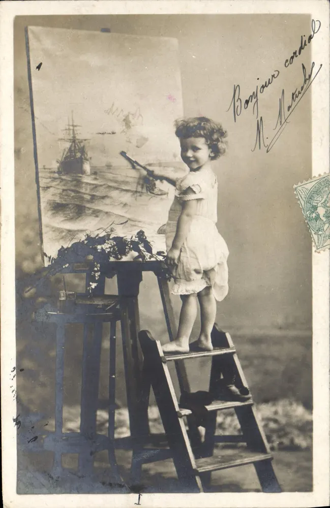 Kleine Mädchen, das ein Schiff malt — Studio-Szene — Verlag nicht sichtbar - Vorderseite