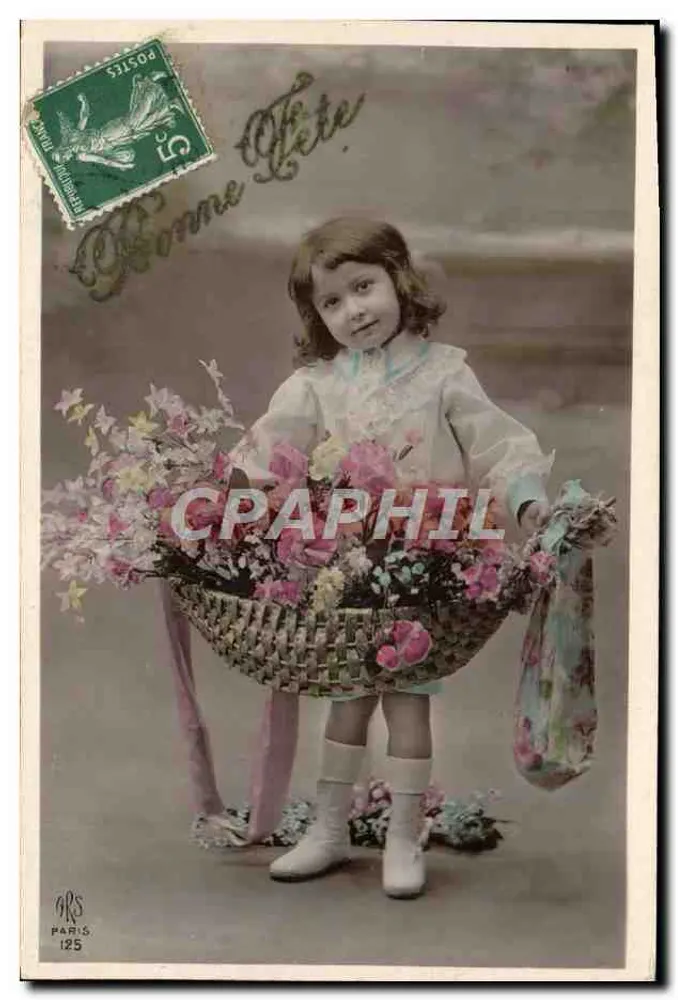 Menina segurando um cesto de flores — Feliz aniversário — editor ARS, Paris, n°125 - Frente