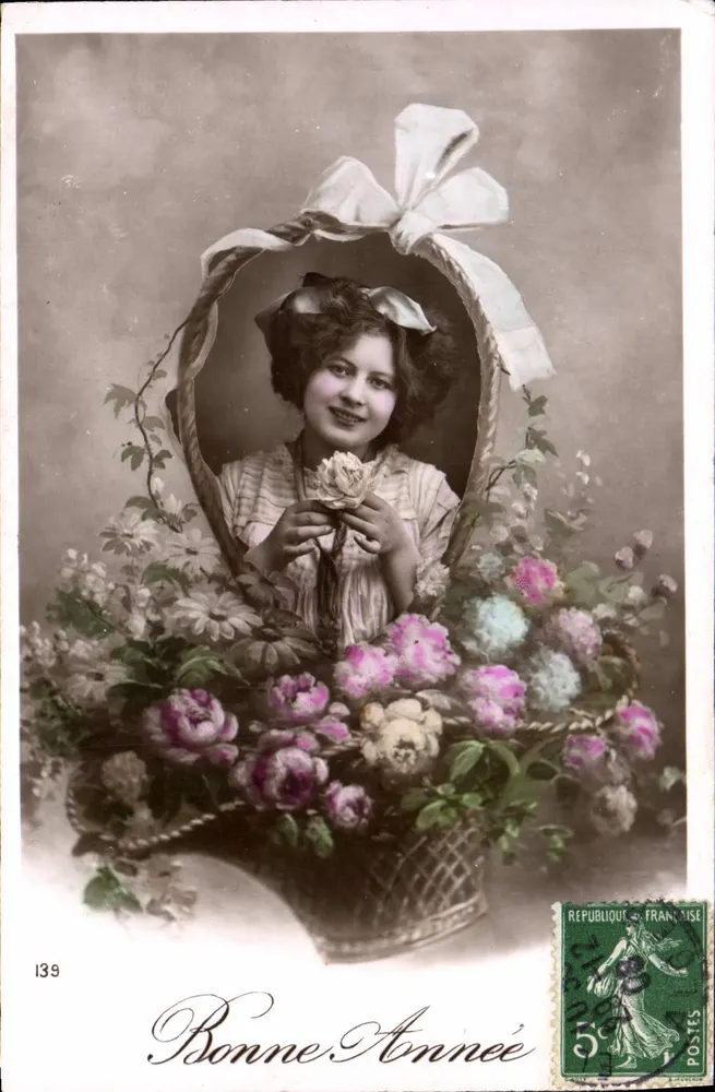 Junge Frau in einem Blumenkorb — Frohe Neujahr — unbekannter Verleger, Nr. 139 - Vorderseite