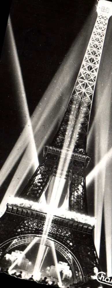 Torre Eiffel iluminada — Paris — Edições Chantal - Frente