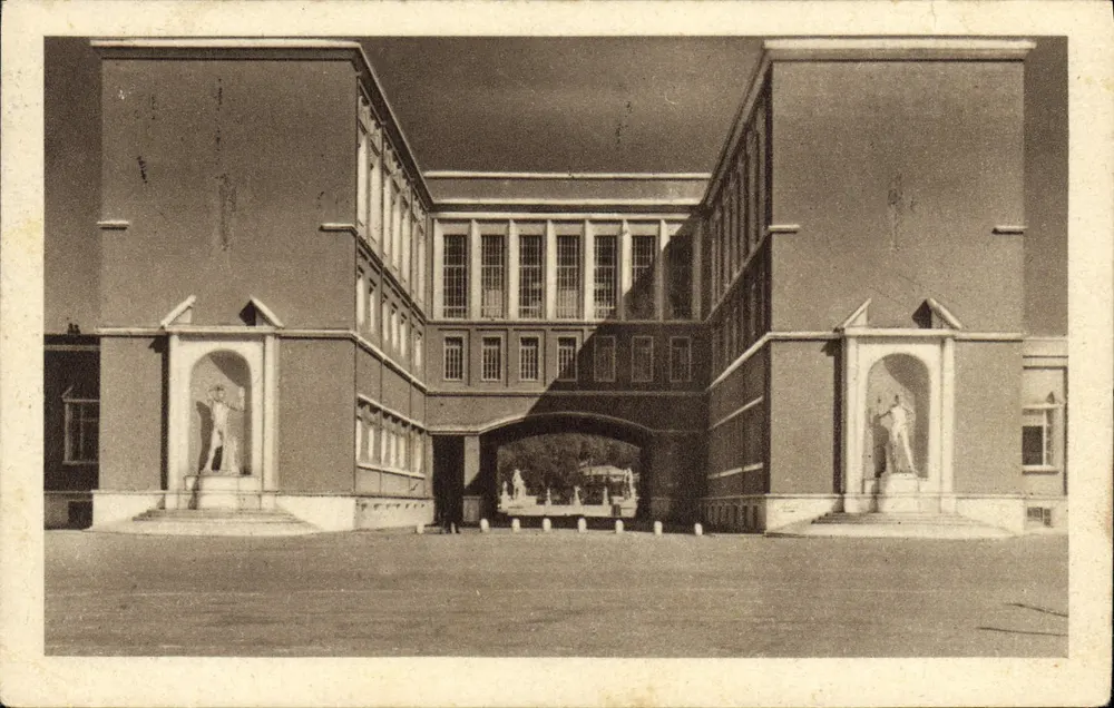 Foro Italico — Entrada ao Estádio e Academia — Stampa di Roma, n° 4587-37 - Frente
