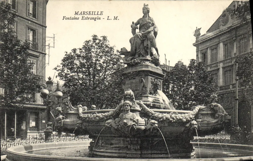 Marselha — Fontaine Estrangin — L. M. - Frente