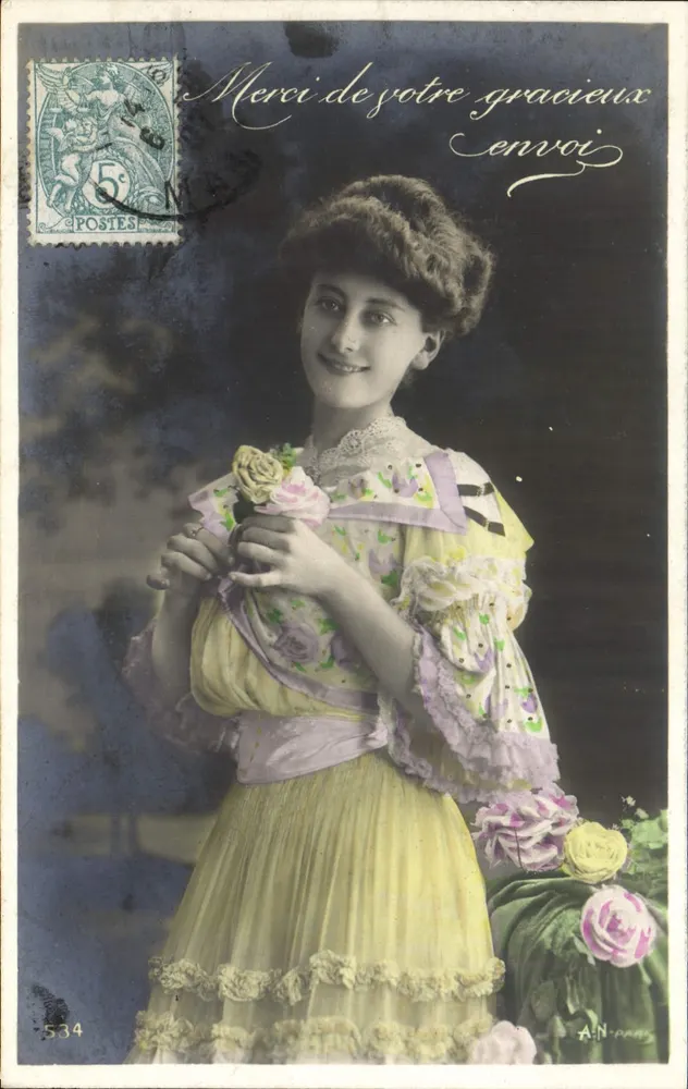 Junge Frau in einem gelben Kleid — Rosen — Verlag A.N. Paris, Nr. 534 - Vorderseite