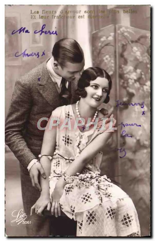 Couple en amoureux — texte imprimé et message manuscrit — Léo, Paris, n°5061 - Recto