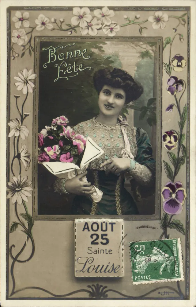 Femme tenant un bouquet — Bonne Fête, AOUT 25, Sainte Louise — éditeur inconnu, n° de série non visible - Recto
