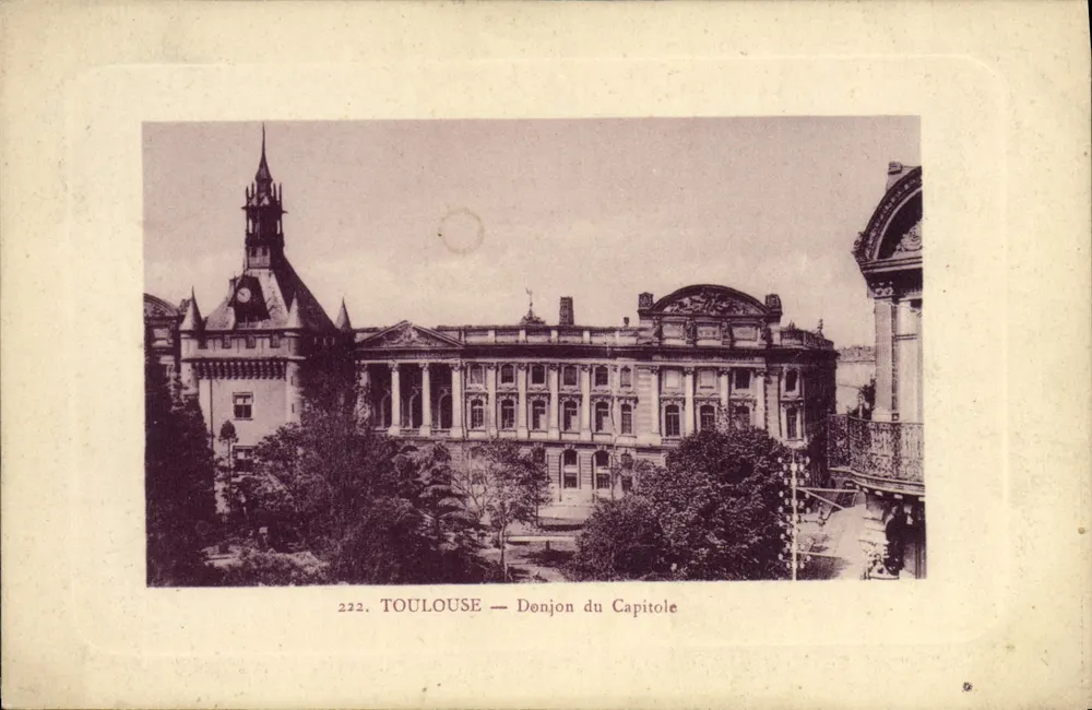 Toulouse — Torre do Capitólio — J. Longi Béchel, editor Toulouse, n° 222 - Frente