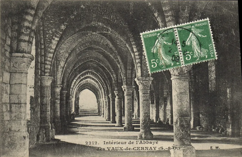 Interno dell'Abbazia dei Vaux-de-Cernay — S.-&-O. — E.M. - Recto