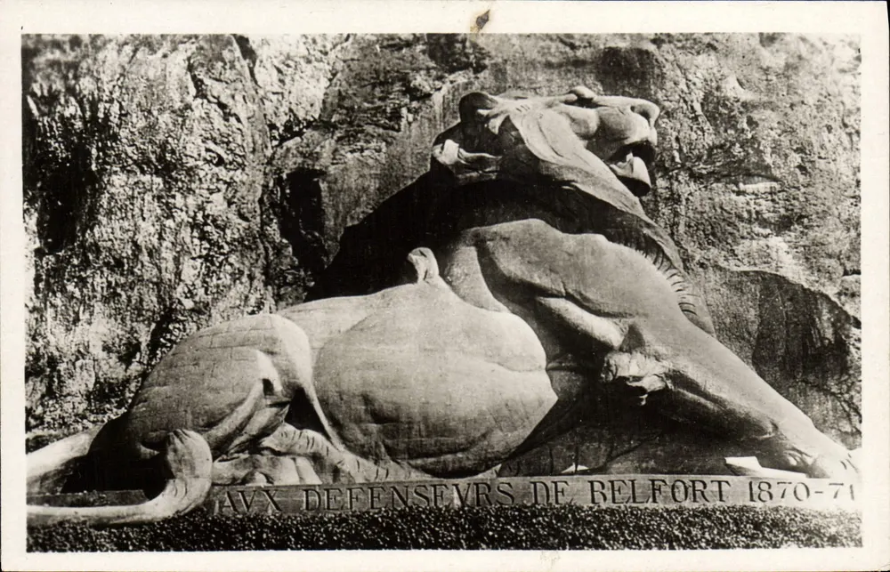 बेल्फोर्ट के शेर — 1870-71 के बेल्फोर्ट के रक्षकों के सम्मान में स्मारक — बार्थोल्डी के कार्य - आगे